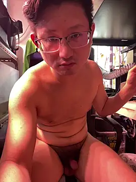 BenBenBom online show from 04-26-26, 04:32