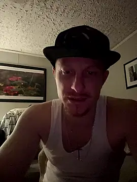 bigred0808 online show from 01-10-26, 04:41