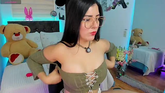 Luxxur69 online show from 04-18-26, 09:04