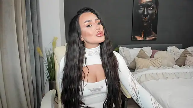 Sonia  Rey online show from 02-19-26, 06:05