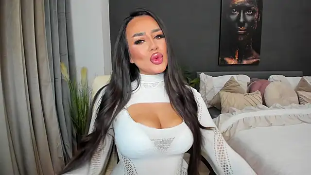 Sonia  Rey online show from 04-02-26, 03:35