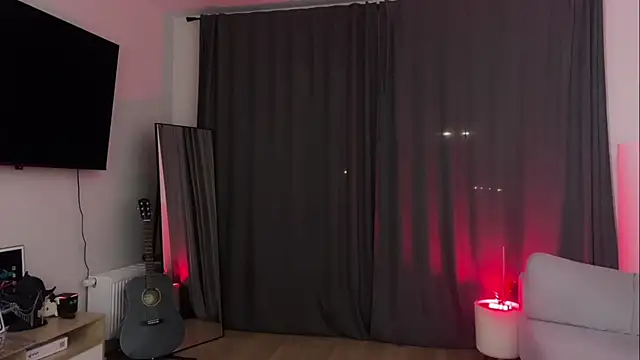 Adam misti online show from 03-04-25, 02:32