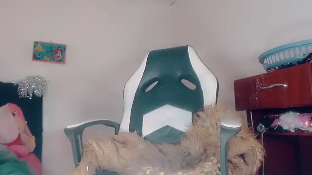 Oriana braom online show from 11-26-25, 07:14