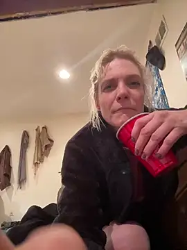 Snapshot of AddieAssets chatting on 12-12-24, 06:57 AddieAssets online show from 12-12-24, 06:57