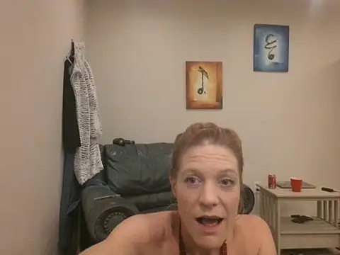 Snapshot of AddieAssets chatting on 09-23-25, 06:20 AddieAssets online show from 09-23-25, 06:20