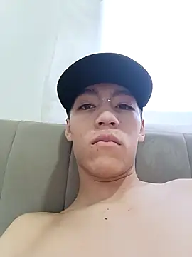 CRYBYT9 online show from 09-15-25, 05:02