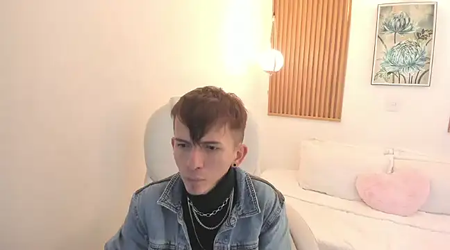 smallgiant27 online show from 03-16-25, 07:48