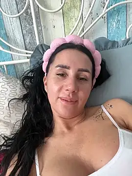 Snapshot of AnaRhodes chatting on 03-16-25, 08:54 AnaRhodes online show from 03-16-25, 08:54