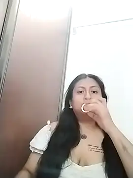 EmpaticBolillo online show from 03-17-26, 04:21