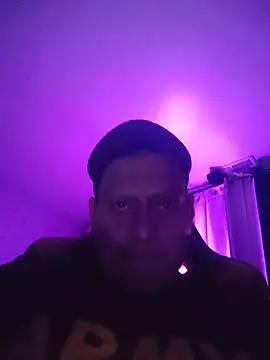 Snapshot of Boss199971 chatting on 11-15-25, 09:46 Boss199971 online show from 11-15-25, 09:46