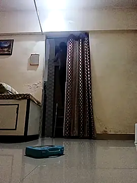 Mmm992170 online show from 10-16-25, 02:36