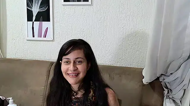 Snapshot of Blue_butterfly chatting on 03-02-25, 08:27 Blue butterfly online show from 03-02-25, 08:27