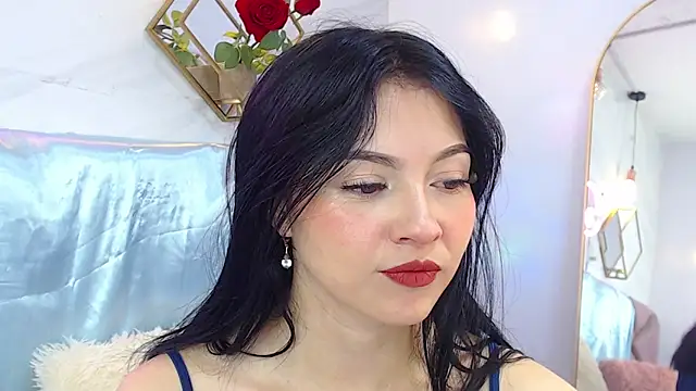 Snapshot of _Rouse_v chatting on 02-24-25, 01:21  Rouse v online show from 02-24-25, 01:21