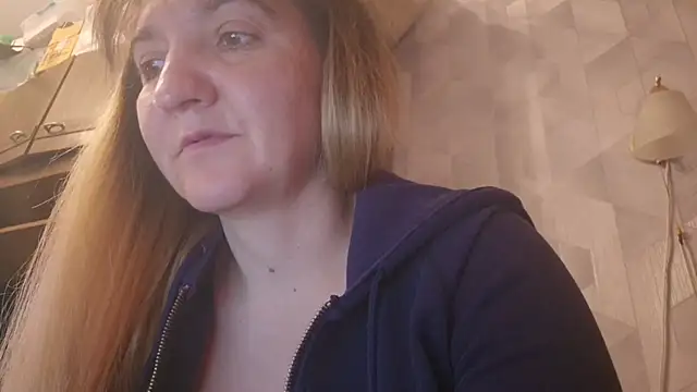 EstrellaWalters online show from 04-21-26, 08:43