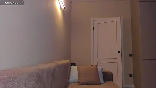 Snapshot of pretty_girlnextdoor chatting on 12-06-24, 06:00 pretty girlnextdoor online show from 12-06-24, 06:00