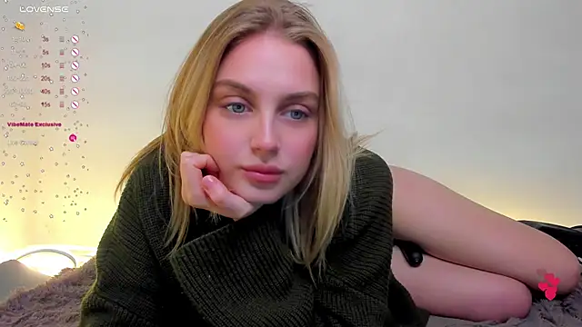 Snapshot of pretty_girlnextdoor chatting on 11-11-25, 06:58 pretty girlnextdoor online show from 11-11-25, 06:58