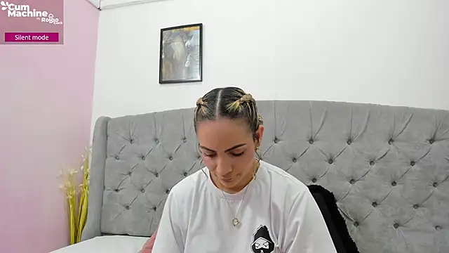 Valesskahall online show from 10-29-25, 12:15