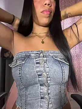 -Naomyy- online show from 04-09-26, 10:27