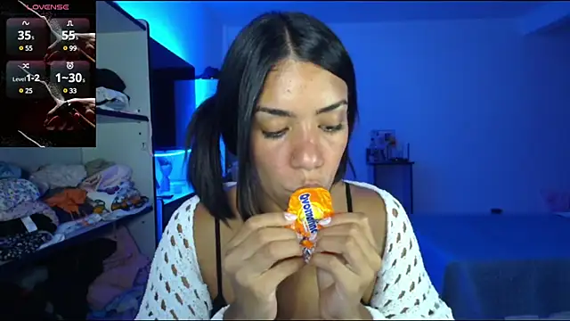 -Naomyy- online show from 02-28-25, 03:04