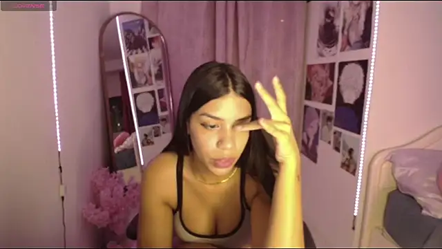 -Naomyy- online show from 02-01-25, 01:02