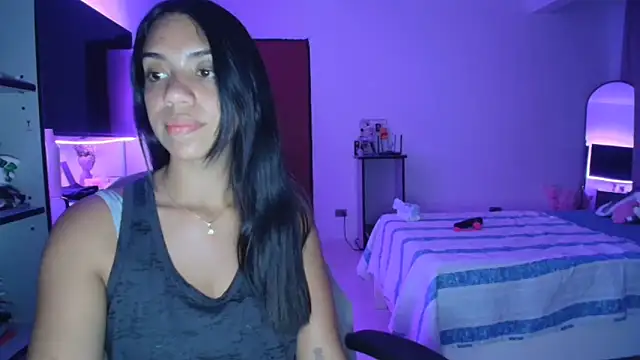 -Naomyy- online show from 03-11-25, 12:54