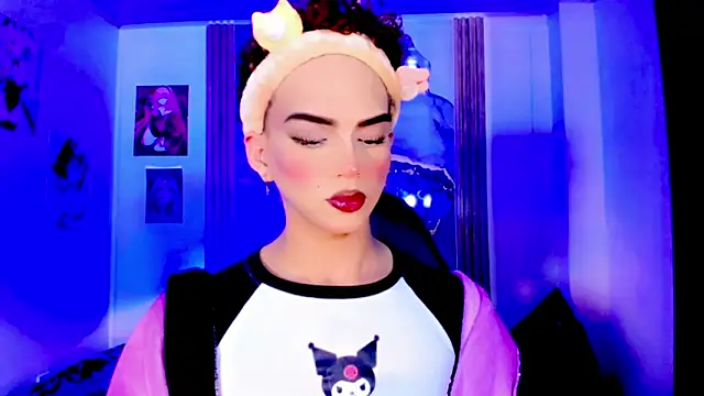 Elissa taylor  online show from 12-14-25, 11:21