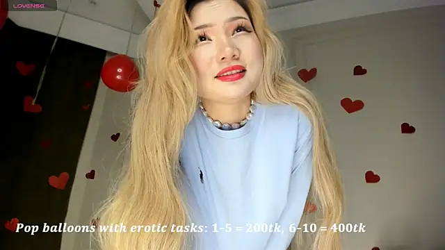 Snapshot of Xiao_Mei_ chatting on 02-15-25, 12:48 Xiao Mei online show from 02-15-25, 12:48