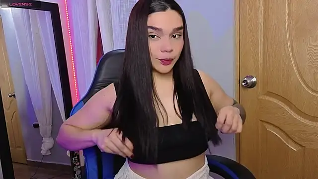Veronica 111 online show from 05-27-26, 04:09