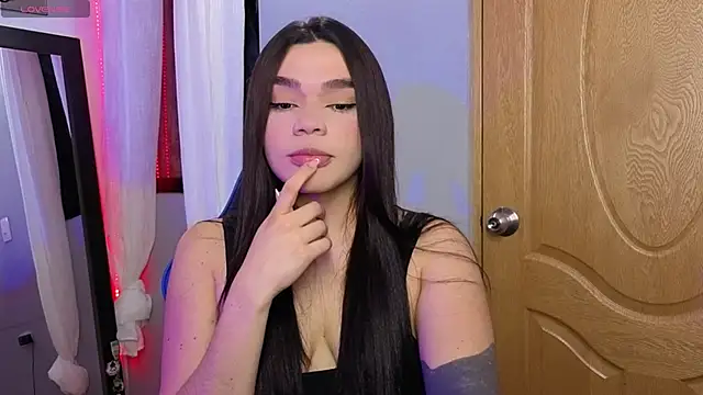 Snapshot of Veronica_111 chatting on 07-02-26, 04:18 Veronica 111 online show from 07-02-26, 04:18