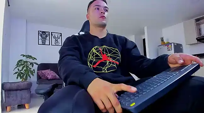 alexander collin02 online show from 12-03-24, 12:23