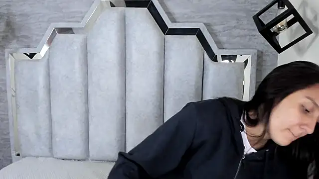  alaia collway  online show from 03-18-25, 12:17