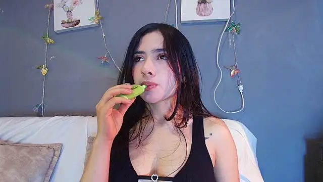 adara johnson   online show from 03-07-26, 01:05