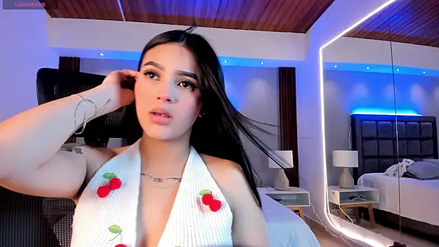 Tifanny Jhoson online show from 09-17-25, 10:23