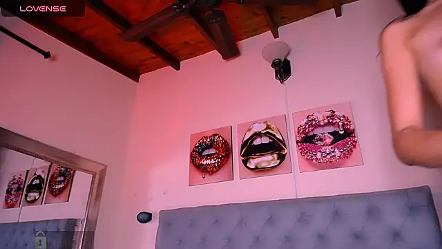 Snapshot of ASHLIE_DIXON1 chatting on 01-16-25, 03:23 ASHLIE DIXON1 online show from 01-16-25, 03:23