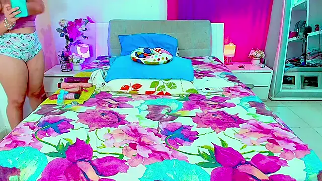 Kendralove31xxx online show from 10-20-25, 02:46