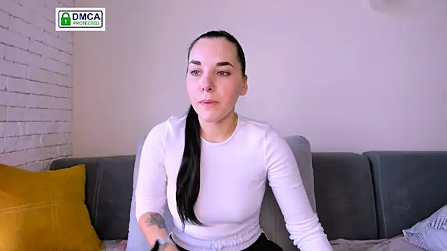 Snapshot of Kate_Ree chatting on 09-23-25, 05:03 Kate Ree online show from 09-23-25, 05:03