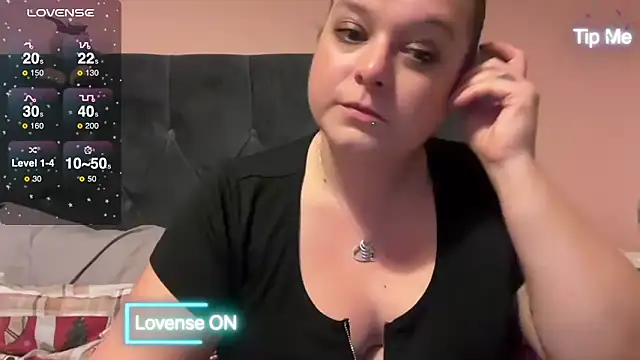 NaughtyWifeUK online show from 12-06-24, 05:38