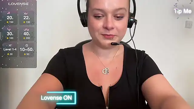 NaughtyWifeUK online show from 12-02-24, 12:24