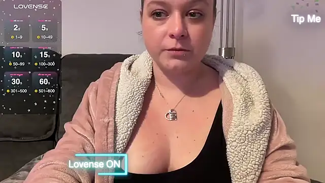 NaughtyWifeUK online show from 01-19-25, 12:59