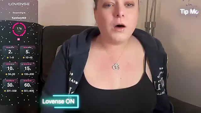 NaughtyWifeUK online show from 03-05-25, 08:53