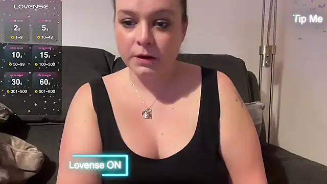 NaughtyWifeUK online show from 12-07-24, 01:19