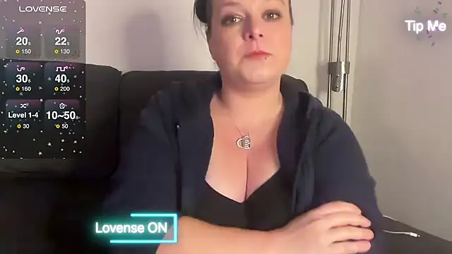 NaughtyWifeUK online show from 12-13-24, 10:02