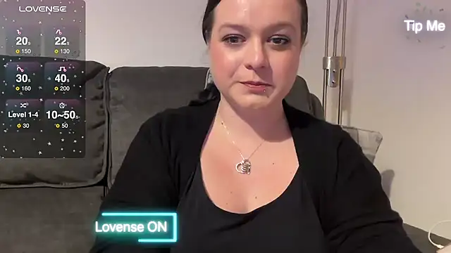 NaughtyWifeUK online show from 12-06-24, 10:13