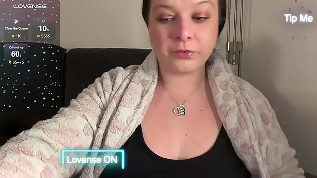 NaughtyWifeUK online show from 02-11-25, 01:20