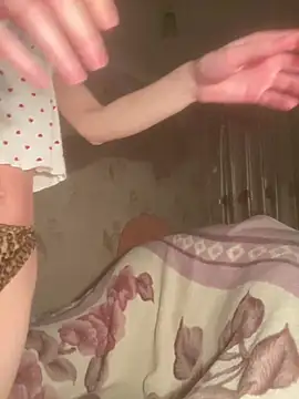 Starry Siren online show from 03-31-26, 07:38