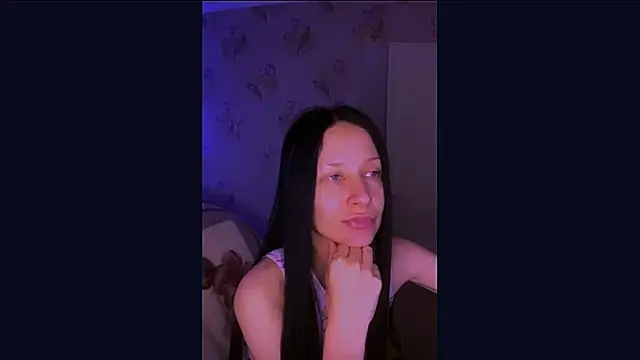 Starry Siren online show from 05-15-26, 01:42
