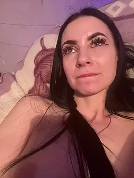 Snapshot of Starry_Siren chatting on 02-08-26, 06:16 Starry Siren online show from 02-08-26, 06:16