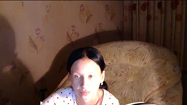 Snapshot of Starry_Siren chatting on 06-29-26, 05:12 Starry Siren online show from 06-29-26, 05:12