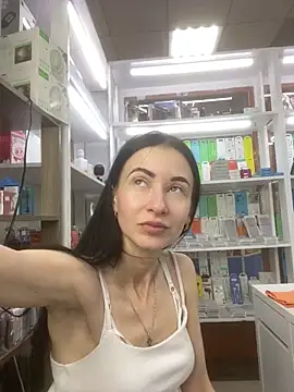 Snapshot of Starry_Siren chatting on 06-18-26, 06:12 Starry Siren online show from 06-18-26, 06:12