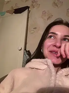 Starry Siren online show from 12-22-25, 04:40